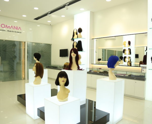 wom store inside 4 th